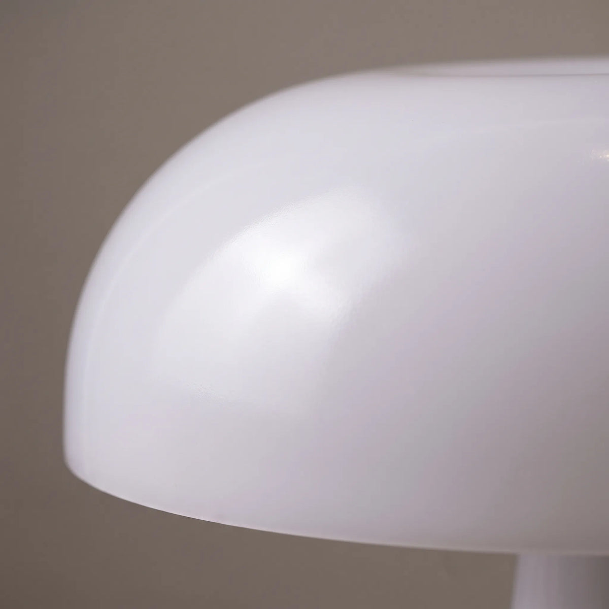 Auralis - Scandinavian Inspired Mushroom Table Lamp