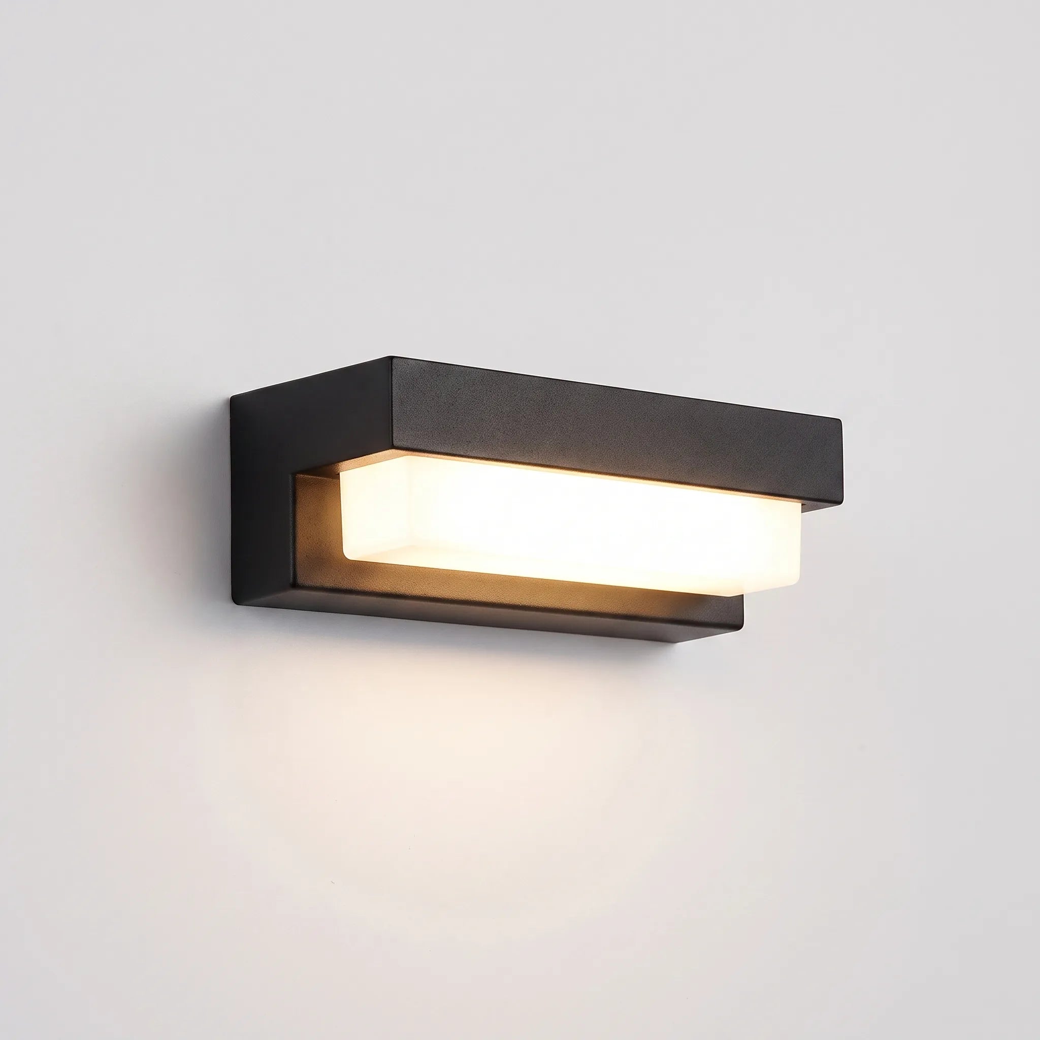 SolaraBeam - Modern Rectangular Solar Wall Light