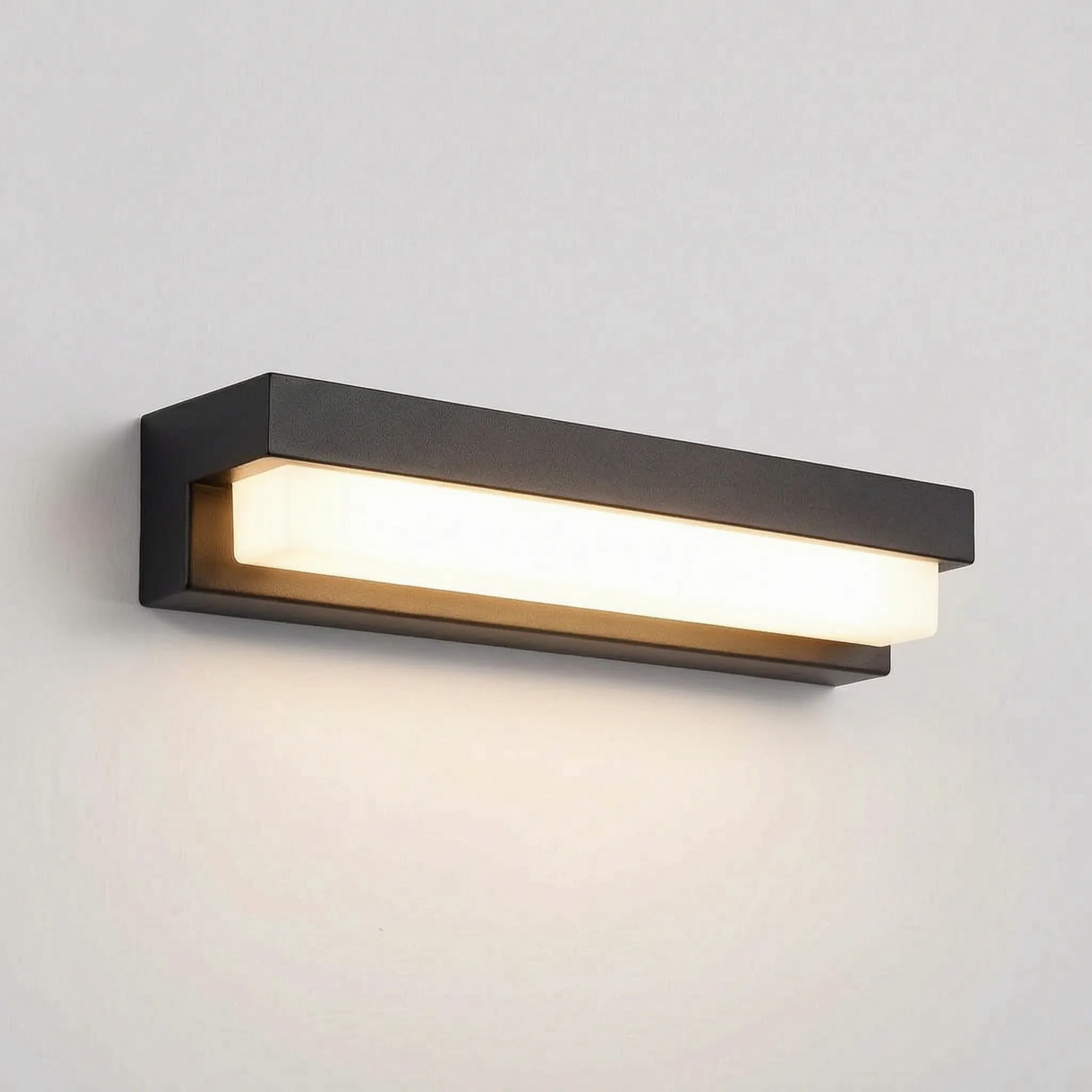 SolaraBeam - Modern Rectangular Solar Wall Light